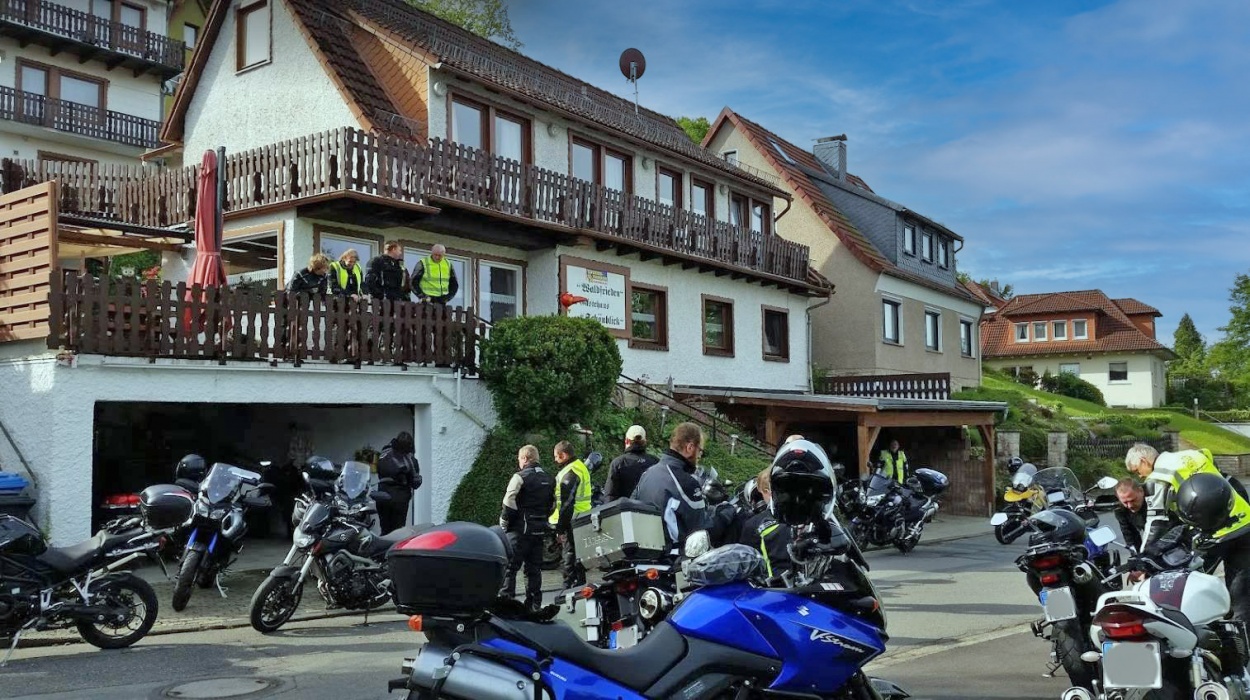 Motorradfahrerfreundliches Hotel-Pension Waldfrieden in Bad Lauterberg